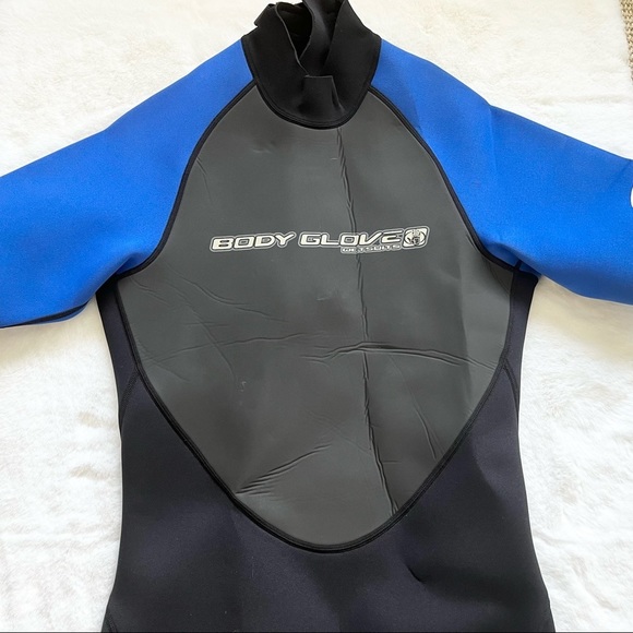 BODY GLOVE PRO 2 3.2 MM Wet Suit Mens Medium/Large Surf Diving Snorkle - Picture 1 of 13